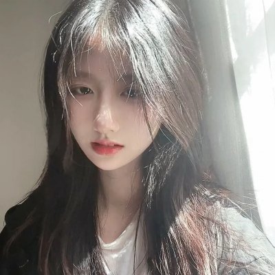 黄昏时分、牵着手